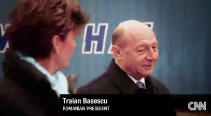 Băsescu, ghid în port pentru CNN